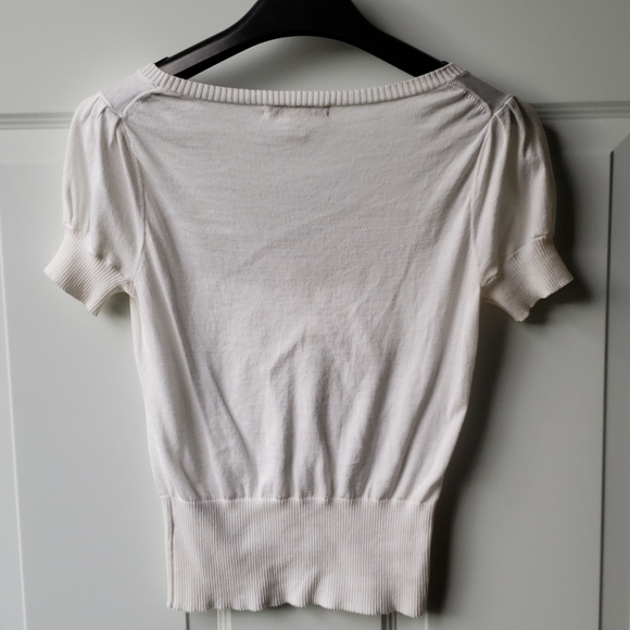 Banana Republic v-neck short sleeved sweater - Picture 3 of 10